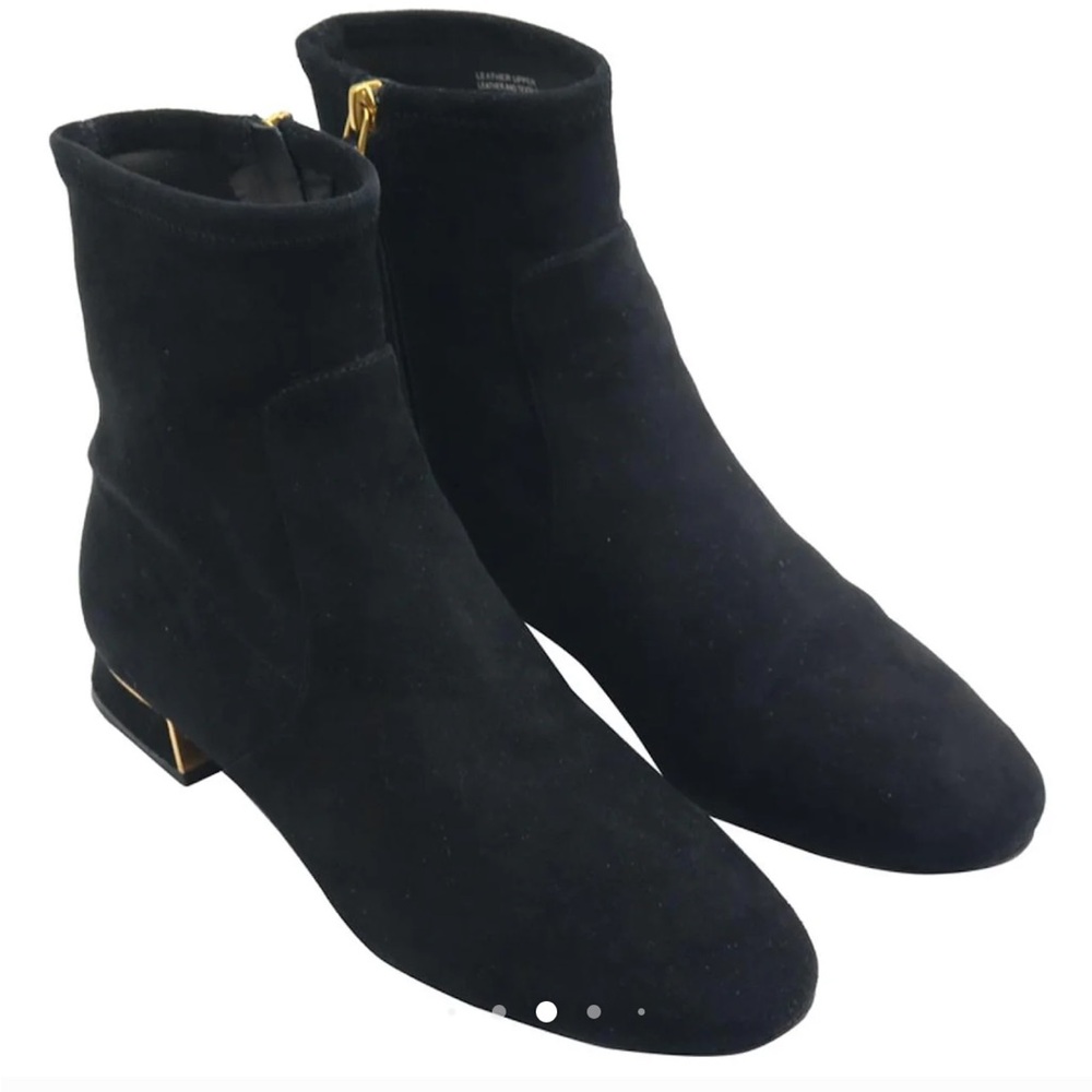Tory Burch GIGI 20MM Stretch Bootie.